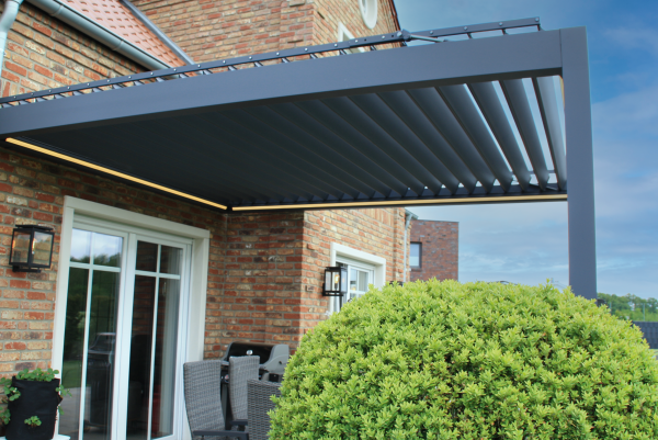 Pinela Aluminium Pergola Motorised Louvred Pergola - Image 13